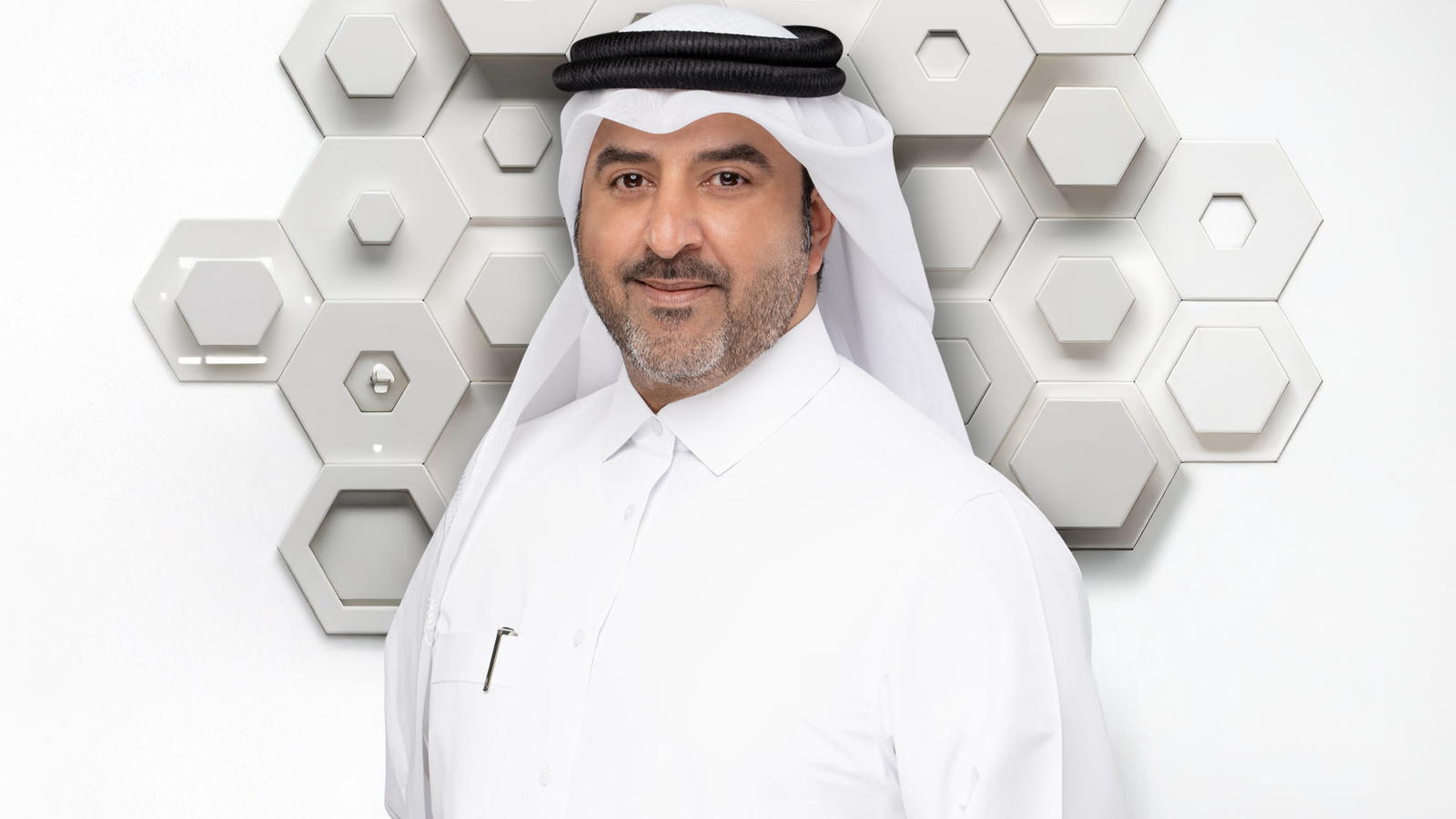 المحامي مبارك السليطي يتصدر غلاف مجلة THE LAW